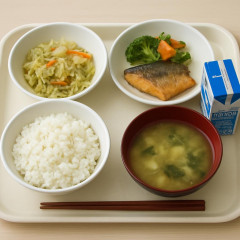 ４月から無償化、札幌市の〝貧乏給食〟が波紋🧒🍽