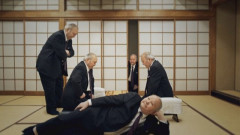 青葉「ひふみ先輩って土下座すれば何でも言うこと聞いてくれそうですよね」