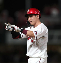 カープ持丸逆転V打！西川篤プロ初ヒット！辰見プロ初打点！菊池7号！坂倉12号！勝田マルチ！岡本7勝目！一挙8得点の猛攻で逆転勝ち！【広島11-4中日/試合結果】