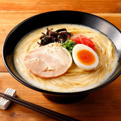 【命題】豚骨ラーメンは山ほどあるのに、鶏骨ラーメンや牛骨ラーメンは存在しない理由