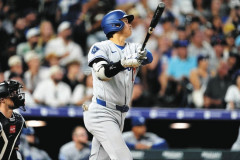 【MLB】OPS 大谷.948 村上.910 鈴木.854 岡本.728 吉田.746