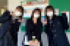 【画像】生徒のJK達に圧勝してしまう女教師が見つかるｗｗ【Pickup18221233】