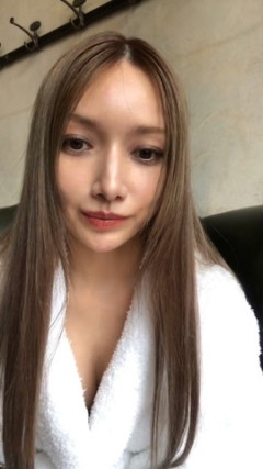 【画像】後藤真希さん(37)撮影の合間にアタシコされに来る
