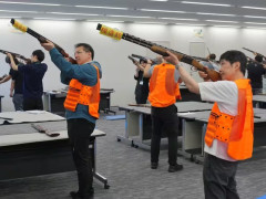 【群馬】全国初、クマ対策で「知事ハンター」　山本一太氏が銃猟免許　職員有志と撃退チームも結成