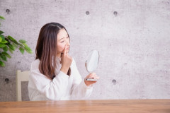 ワイ「鼻ブツブツやなぁ…せや、鼻パックしたろ！！毛穴ゴッソリ綺麗にするでぇ！！」←結果ｗｗｗｗｗｗｗｗｗ