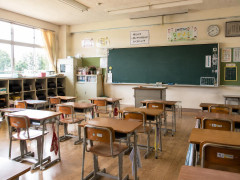 【速報】元小学校教諭40歳、女子児童34人にわいせつな行為もたったの懲役9年判決 弁護側は寛大な処分を求めていた