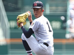 アナウンサー「5球団競合の織田翔希はドラゴンズです！井上監督ガッツポーズ！」