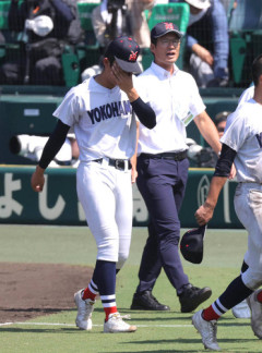 横浜・織田翔希、ＫＯ敗退に涙「すごく情けなくて…」「最後の最後に何をしているんだろう」３回途中４失点