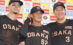 大山悠輔、夜の中華屋で一人でレバニラを食べる→2試合連続サヨナラ男に