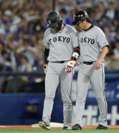 【悲報】坂本勇人、1カ月ぶりスタメンでフル出場も最後に足つる