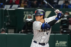 【悲報】大谷「井端ってガチで笑わなくね？笑」ｗｗｗｗｗ