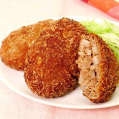 【悲報】メンチカツはなぜ主役になれないのか？