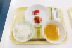小学校の給食、とんでもないことになってしまう・・・