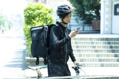 【衝撃】Uberだけで生計立ててる人ってマジで居るの？ｗｗｗｗｗｗｗｗｗｗ