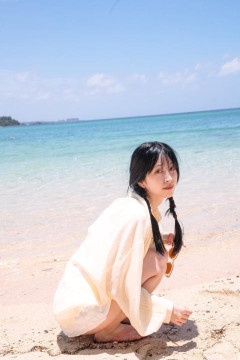 【朗報】月音こな1st写真集「ひととき」←水着もあるよ♡【ラブライブ！蓮ノ空】