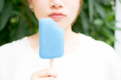 【最高の思い出】同級生女『これあげる〜』唇がカサカサだったワイ『女ちゃんの使ってるリップクリーム?』『ありがとう!!』→15年前に女の子から貰ったリップクリームはww