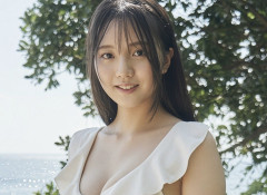 【朗報】海邉朱莉さん、推定Eカップビキニが流出した結果