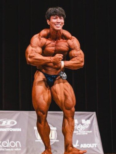 【衝撃】横川さん、筋肉限界突破ｗｗｗｗｗｗｗｗｗｗ