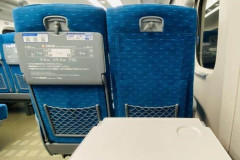 【悲報】夏休みの新幹線、マナーが最悪すぎる　「日本人から気遣いが消えている」