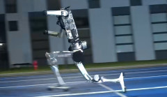 もはや人類は逃れられない。ウサイン・ボルト超えの秒速12.66mで走るヒューマノイドロボット