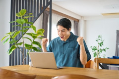 謎の外人「ﾄｷｮ…」日本人達「「「「うおおおおおおぉ」」」」←これｗｗｗｗｗ