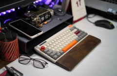 ワイ「ゲーミングPCあればなんでもできるよ」→実際にやってるのは5chと雀魂