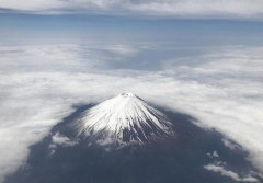 【地獄】父親、富士山で子供に『恐ろしい事』をしてしまう・・・・・