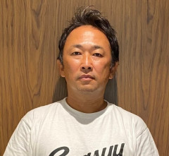 【悲報】ガーシー容疑者、公道でビビり散らかす。