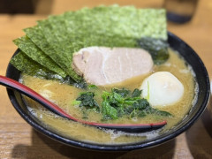 家系ラーメン食べにいくと麺固め頼む奴ばっかで普通で注文するワイが異端みたいになるよね