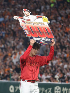 カープ森下125球8回2失点(自責1)の力投！西川篤夢はホロ苦デビュー。打線の援護なく完投負け。4連勝ならず【広島0-2巨人/試合結果】