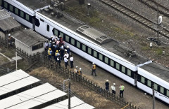 【悲報】東武鉄道４人死亡事故、見張員1人は意思疎通できず、もう1人は退避完了の合図を出していた