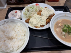 ワイ「えーと、チキン南蛮定食と冷や汁…っと」（※画像あり）