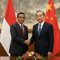インドネシア、中国と防衛協力拡大「ミサイル工場を共同建設」 インドネシア外相、台湾問題に関し「中国の統一の大業を支持する」   |  これは賢明な生き残りの戦略