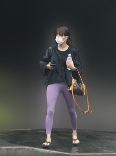 広瀬すずの私服の下半身がヤバすぎると話題にｗｗｗｗｗｗ （※画像あり）