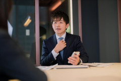 【悲報】今年の昇給見送りで来年新人よりも給料低くなるから「新人教育しない」って言ったら⇒！！