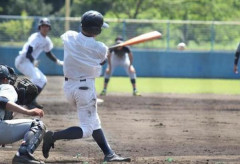 不適切な野球用語を見直しへ。死球を「当球」、盗塁を「隙あり」に