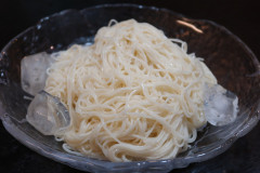 面接官僕「そうめんを更に美味しくする方法は？」