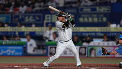 【悲報】中村晃 総年俸20億6550万 角中勝也 総年俸11億7250万