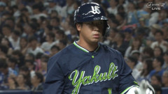 【悲報】 かつて山田哲人さんだった男性、走り方がヤバすぎる…