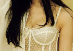 【悲報】セクシー声優の井口裕香、おっさん達とテニスに行ってしまう…