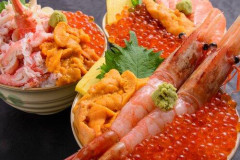 【画像】北海道で1500円の海鮮丼