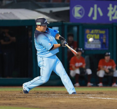 中村剛也(43) 通算.252 482本 1371打点 OPS.840 ←国民的スターになれなかった理由ｗｗｗｗｗｗ