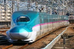 【悲報】天才「新幹線に椅子を持ち込めば席が空いてなくても座れる」→JR東日本が注意
