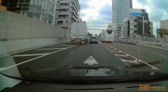 【悲報】首都高の合流トラック、怖すぎるｗｗｗｗｗ