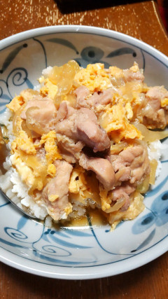 【画像】初めて作ったんだが親子丼って簡単だな