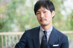 【悲報】「45歳、独身、年収650万円」←あとひとつ足してコイツの人生をぶっ壊せ🥹