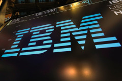 韓国人「IBMが115年の歴史で『最悪の日』…一日で25%暴落し悲鳴」→「韓国企業は爆騰するだろう」