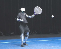 【動画】中国の人型ロボット、テニスのラリーができるようになる。