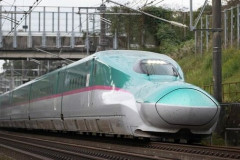 【やめろ】天才「新幹線に◯◯を持ち込めば席が空いてなくても座れる」→JR東日本「やめろ」