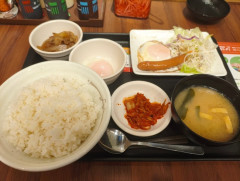 【画像】松屋の神モーニング（530円）はコチラｗｗｗｗｗｗｗｗｗｗ